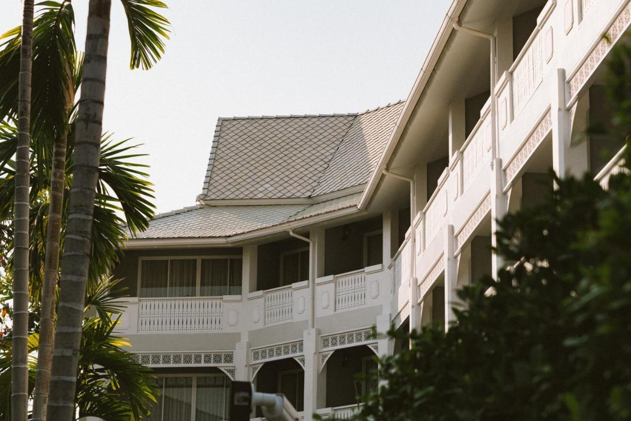 Away Chiang Mai Thapae Resort A Vegan Retreat Экстерьер фото